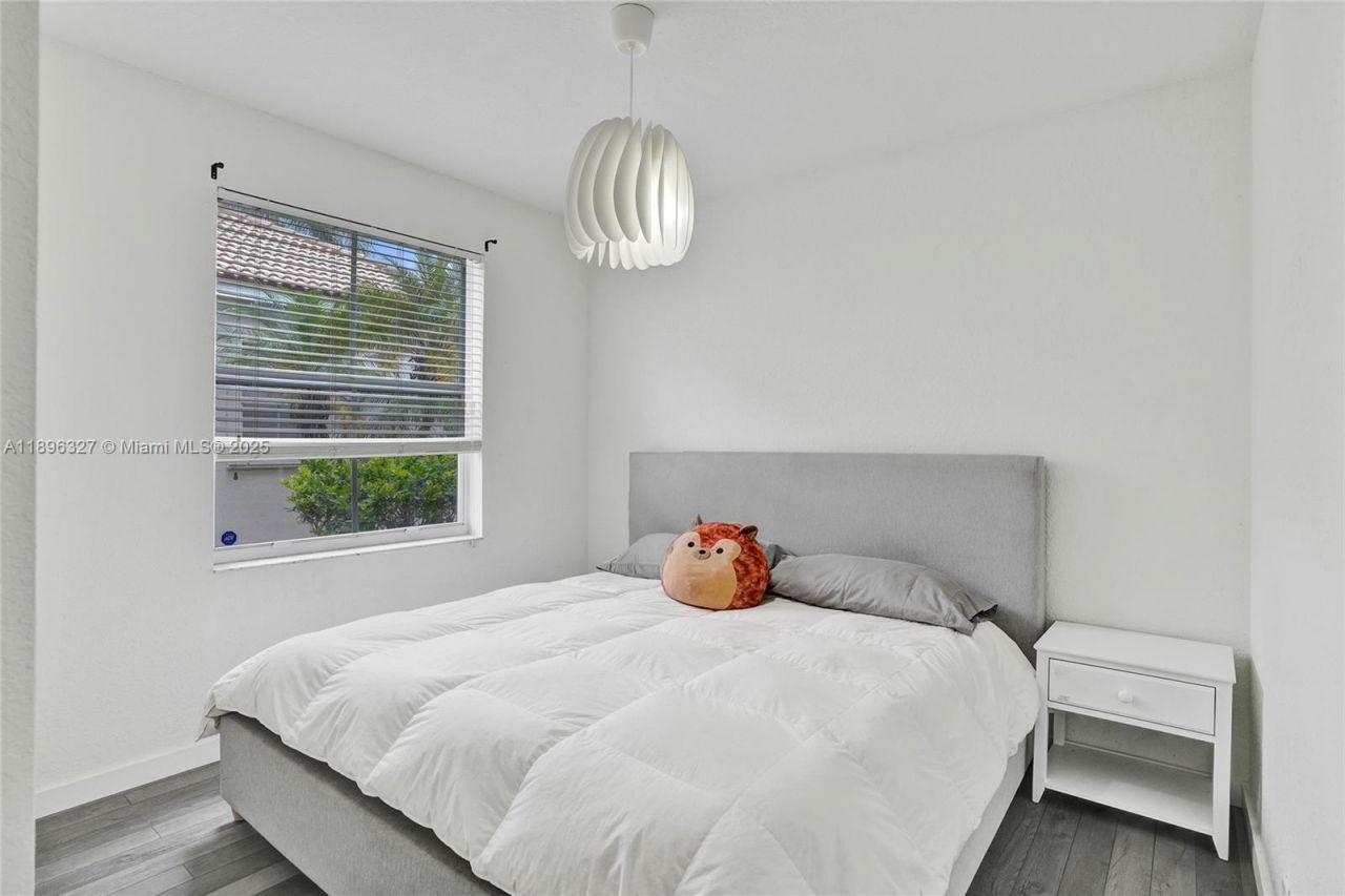 1725 Winterberry Ln, Unit 1725, Weston, FL 33327 Photo