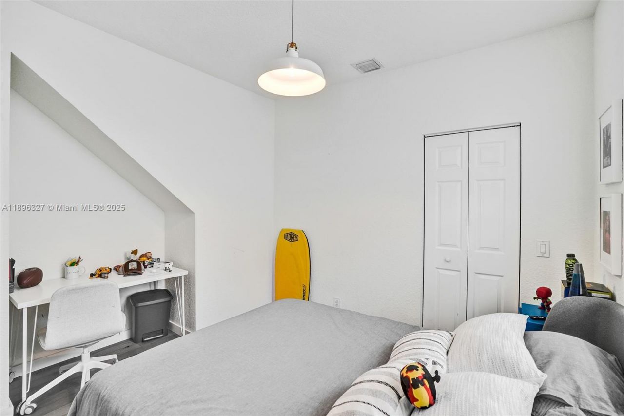 1725 Winterberry Ln, Unit 1725, Weston, FL 33327 Photo