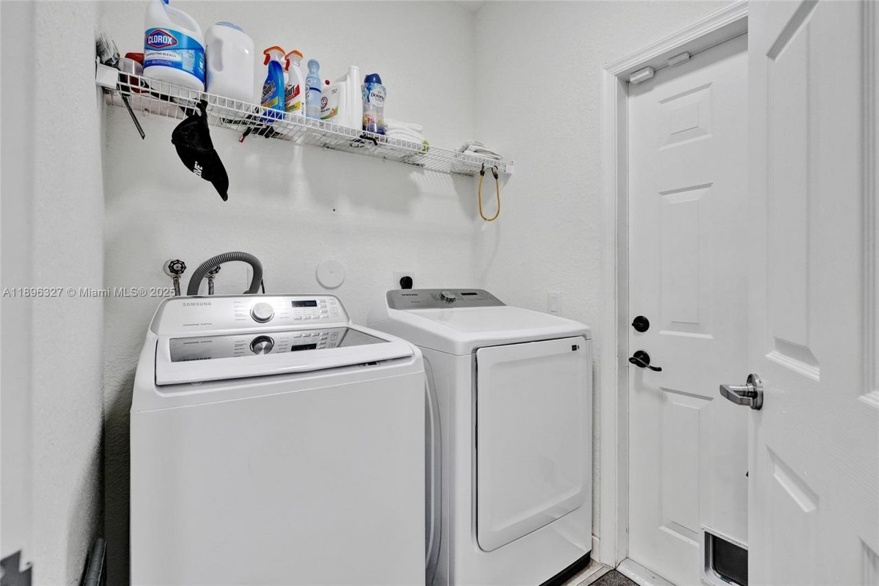 1725 Winterberry Ln, Unit 1725, Weston, FL 33327 Photo