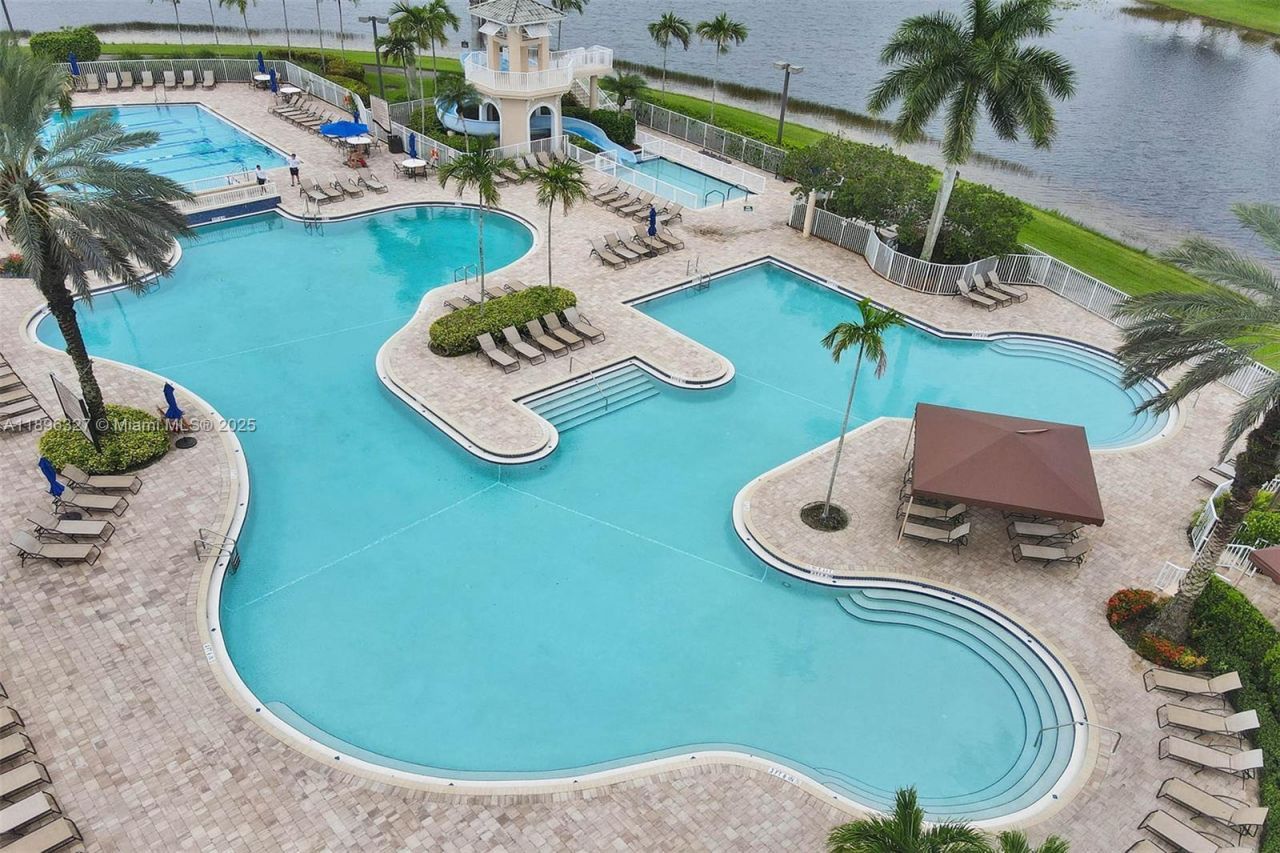 1725 Winterberry Ln, Unit 1725, Weston, FL 33327 Photo