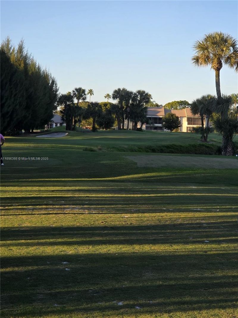 401 Pinecrest Cir, Unit A, Jupiter, FL 33458 Photo