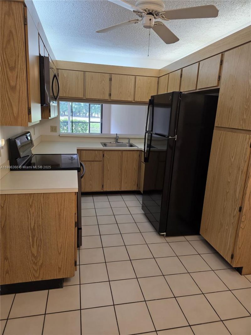 401 Pinecrest Cir, Unit A, Jupiter, FL 33458 Photo