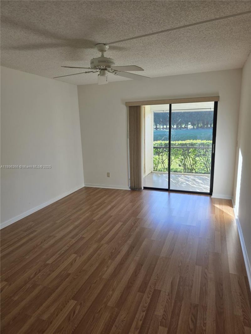 401 Pinecrest Cir, Unit A, Jupiter, FL 33458 Photo