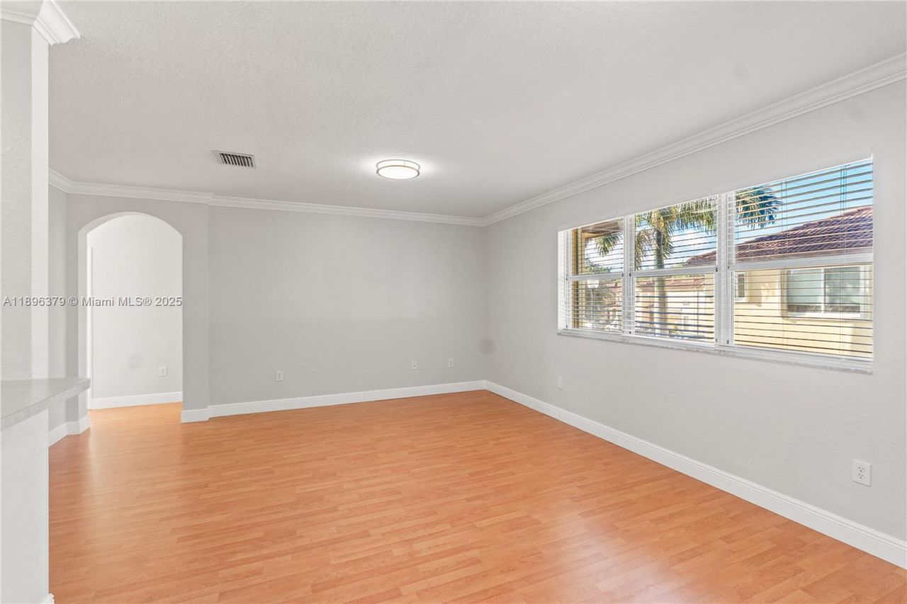 1398 NE 33rd Ave, Unit 201-25, Homestead, FL 33033 Photo