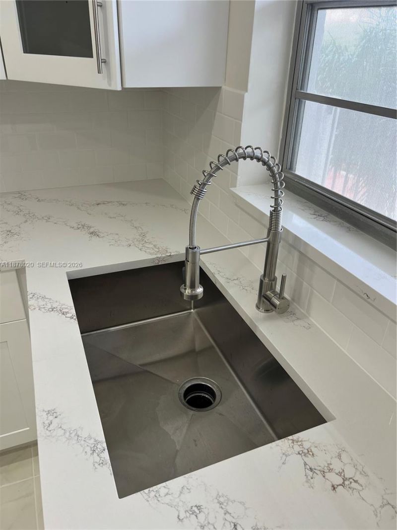 5900 NW 44th St, Unit 405, Lauderhill, FL 33319 Photo