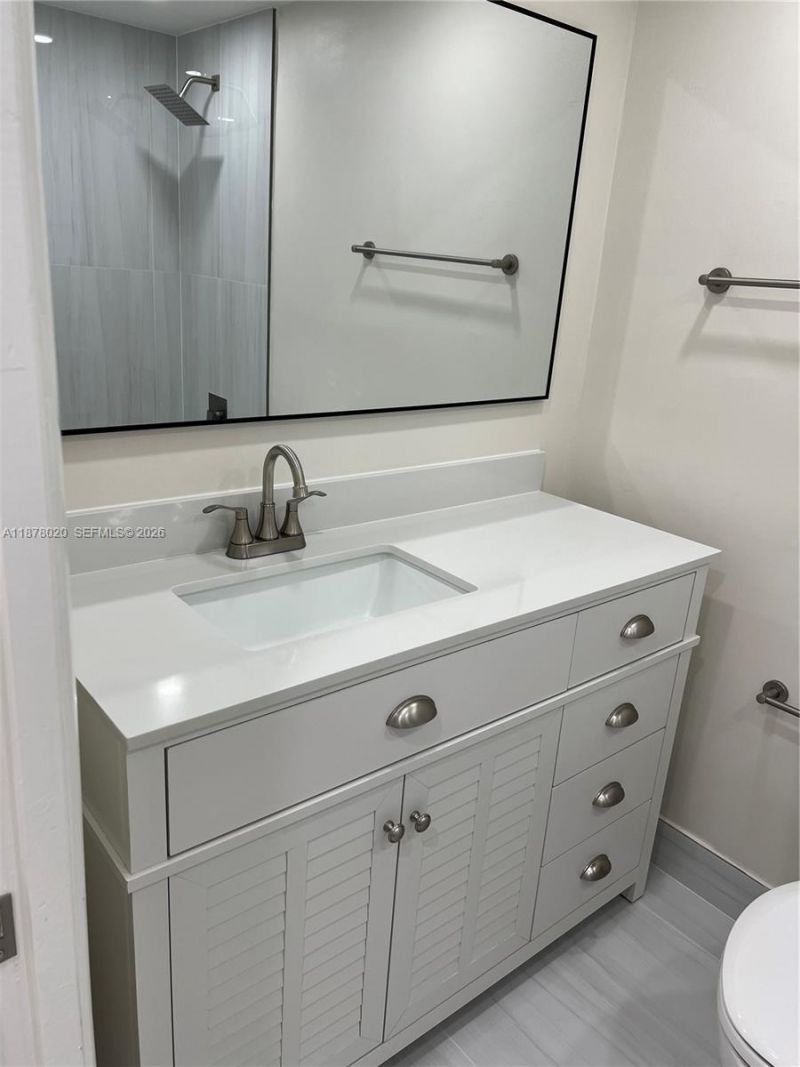 5900 NW 44th St, Unit 405, Lauderhill, FL 33319 Photo