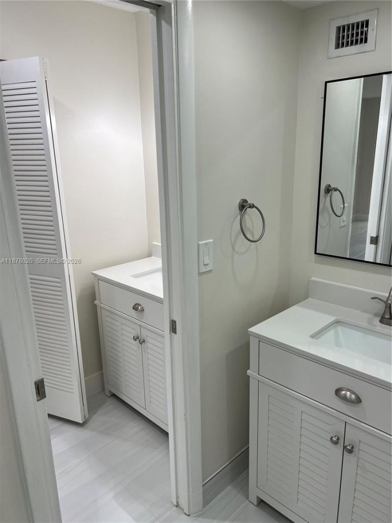 5900 NW 44th St, Unit 405, Lauderhill, FL 33319 Photo