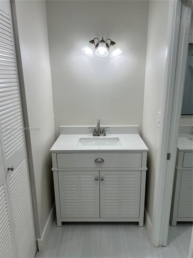 5900 NW 44th St, Unit 405, Lauderhill, FL 33319 Photo