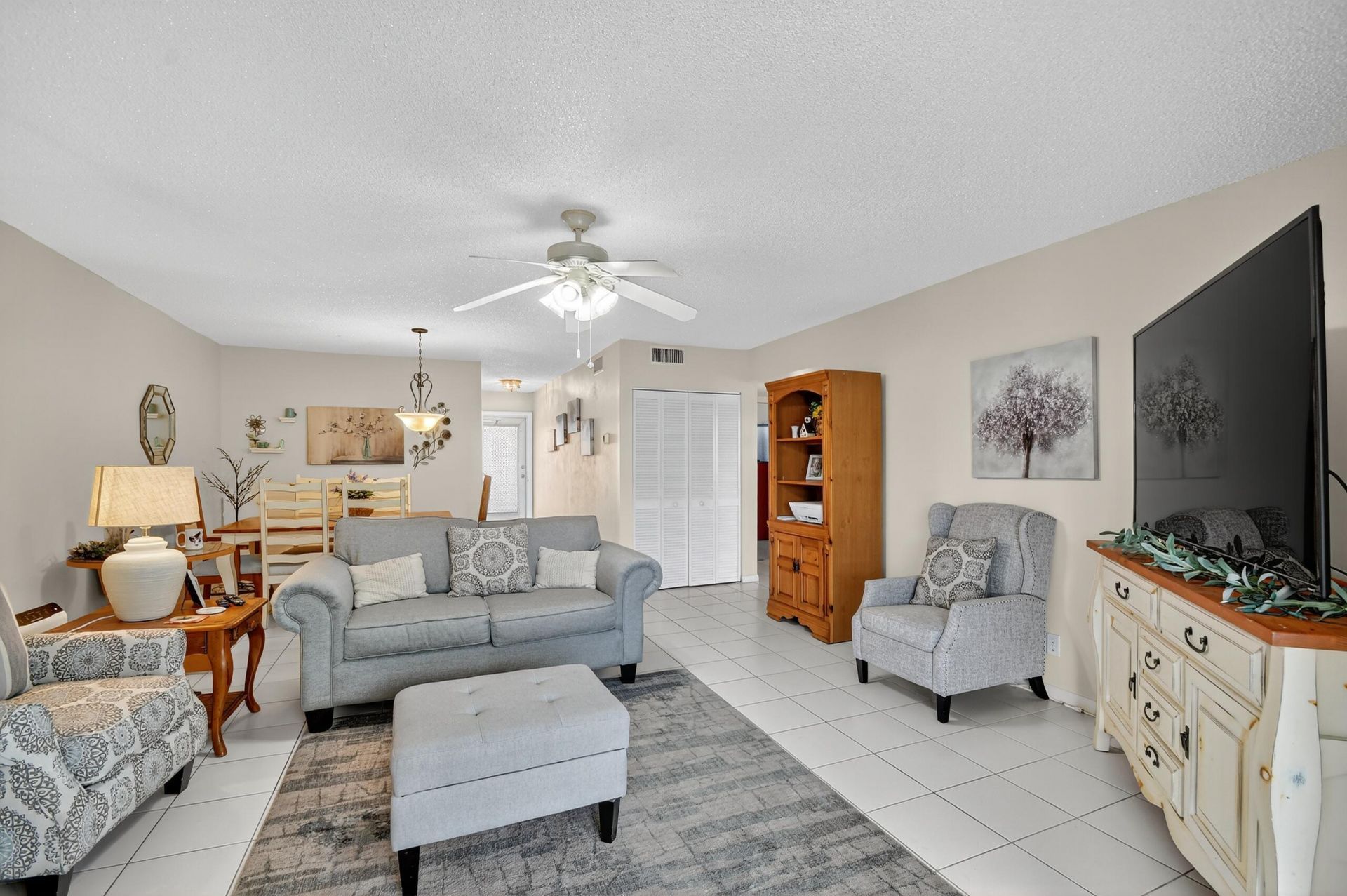 204 Oxford 300, West Palm Beach, FL 33417 Photo