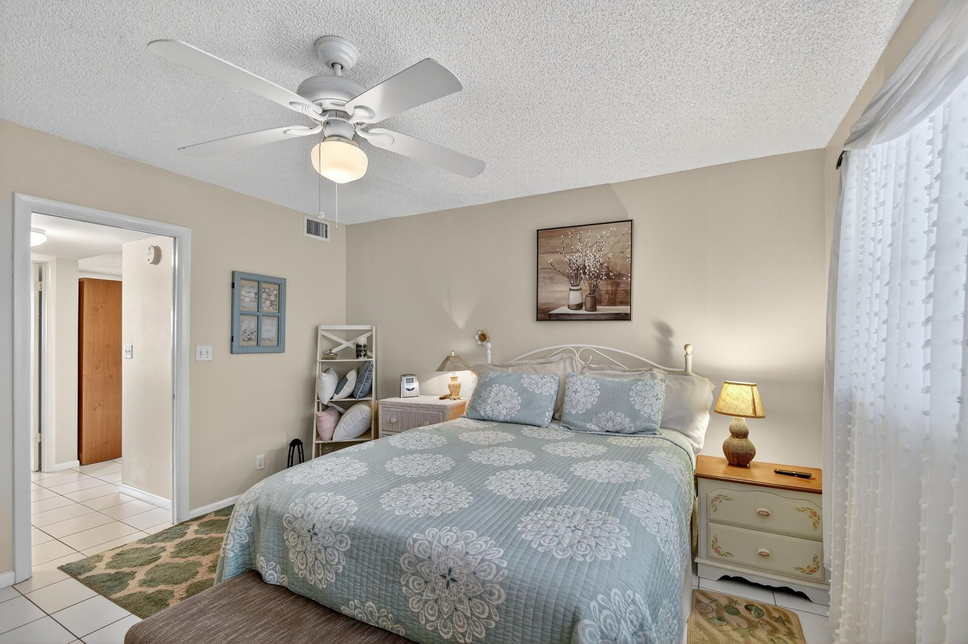 204 Oxford 300, West Palm Beach, FL 33417 Photo