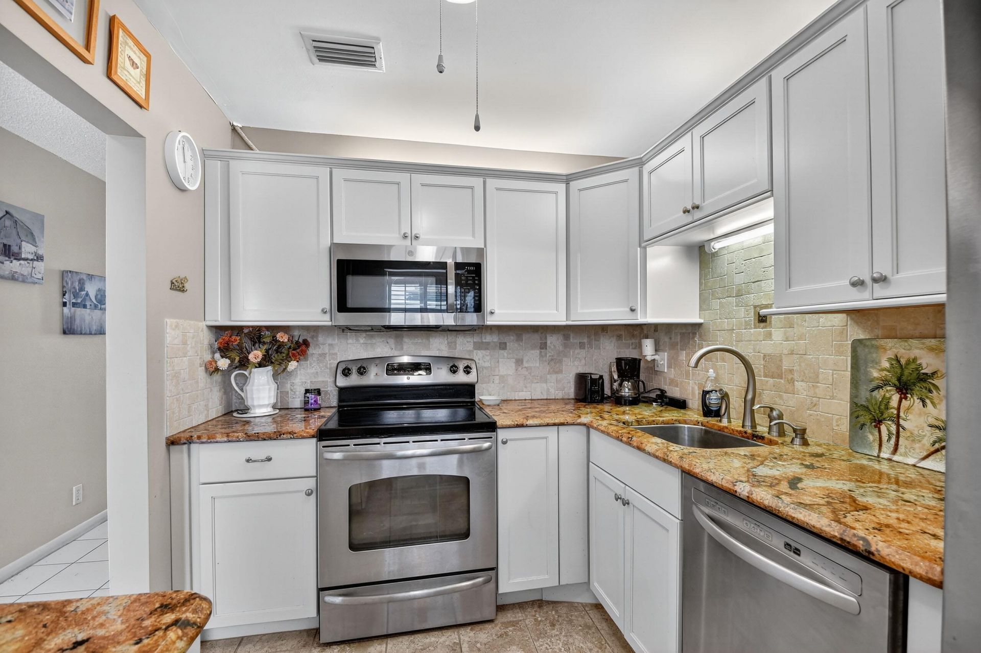 204 Oxford 300, West Palm Beach, FL 33417 Photo