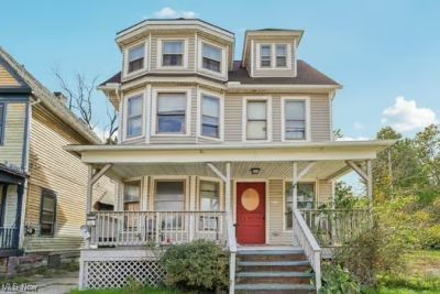 6004 Superior Avenue, Cleveland, OH 44103 Main Photo