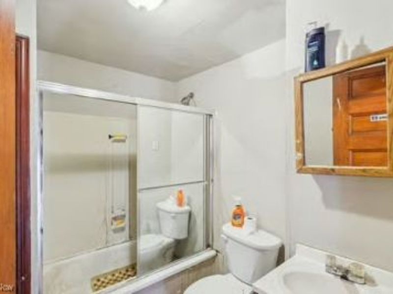 6004 Superior Avenue, Cleveland, OH 44103 Photo 10