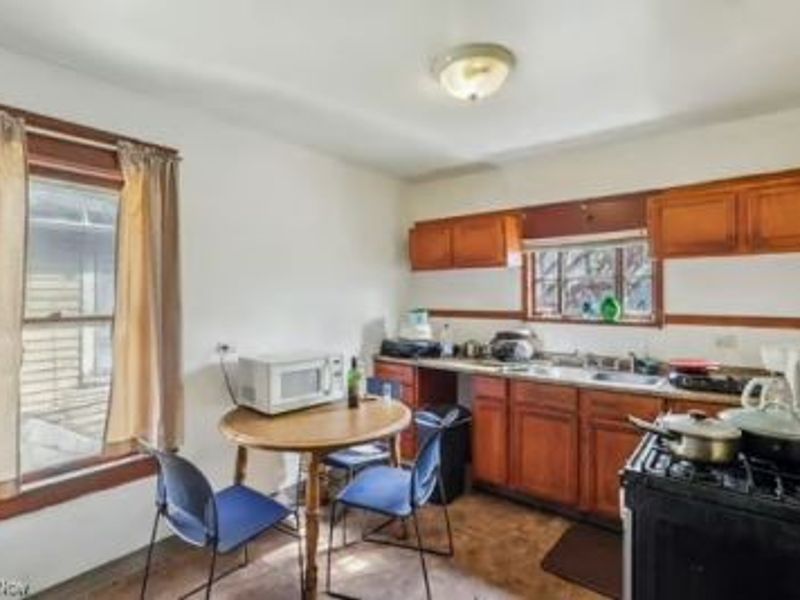 6004 Superior Avenue, Cleveland, OH 44103 Photo 11