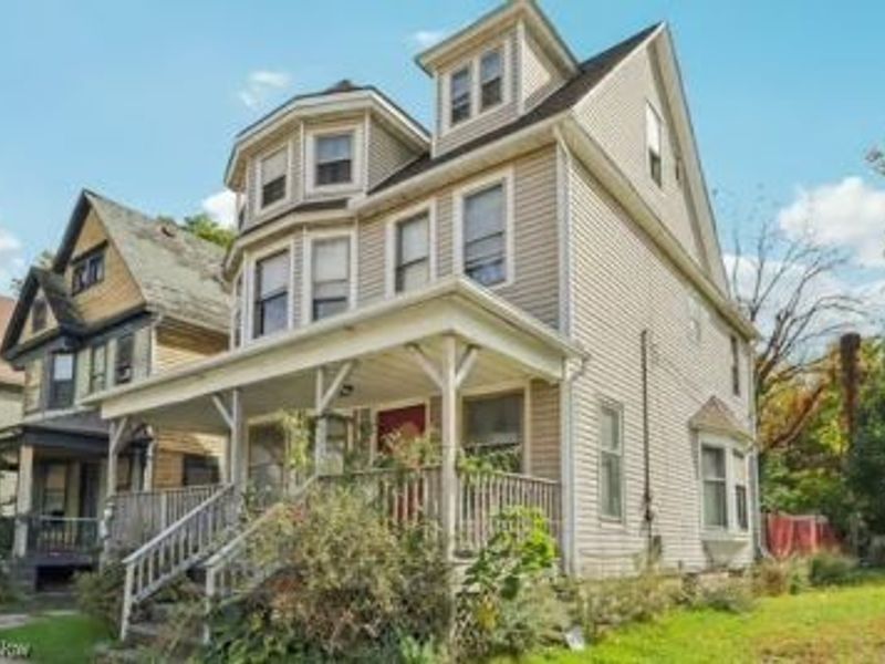 6004 Superior Avenue, Cleveland, OH 44103 Photo 3