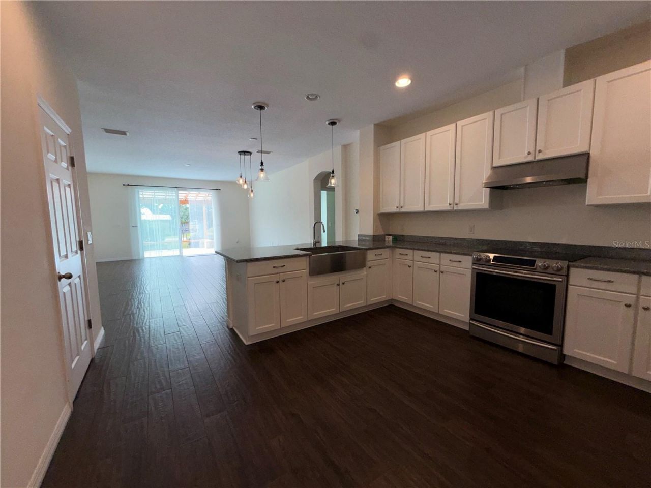 13101 Done Groven Drive, Dover, FL 33527 Photo