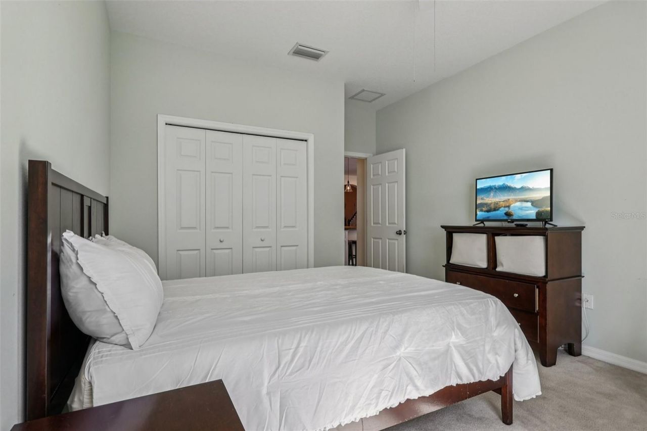 13101 Done Groven Drive, Dover, FL 33527 Photo