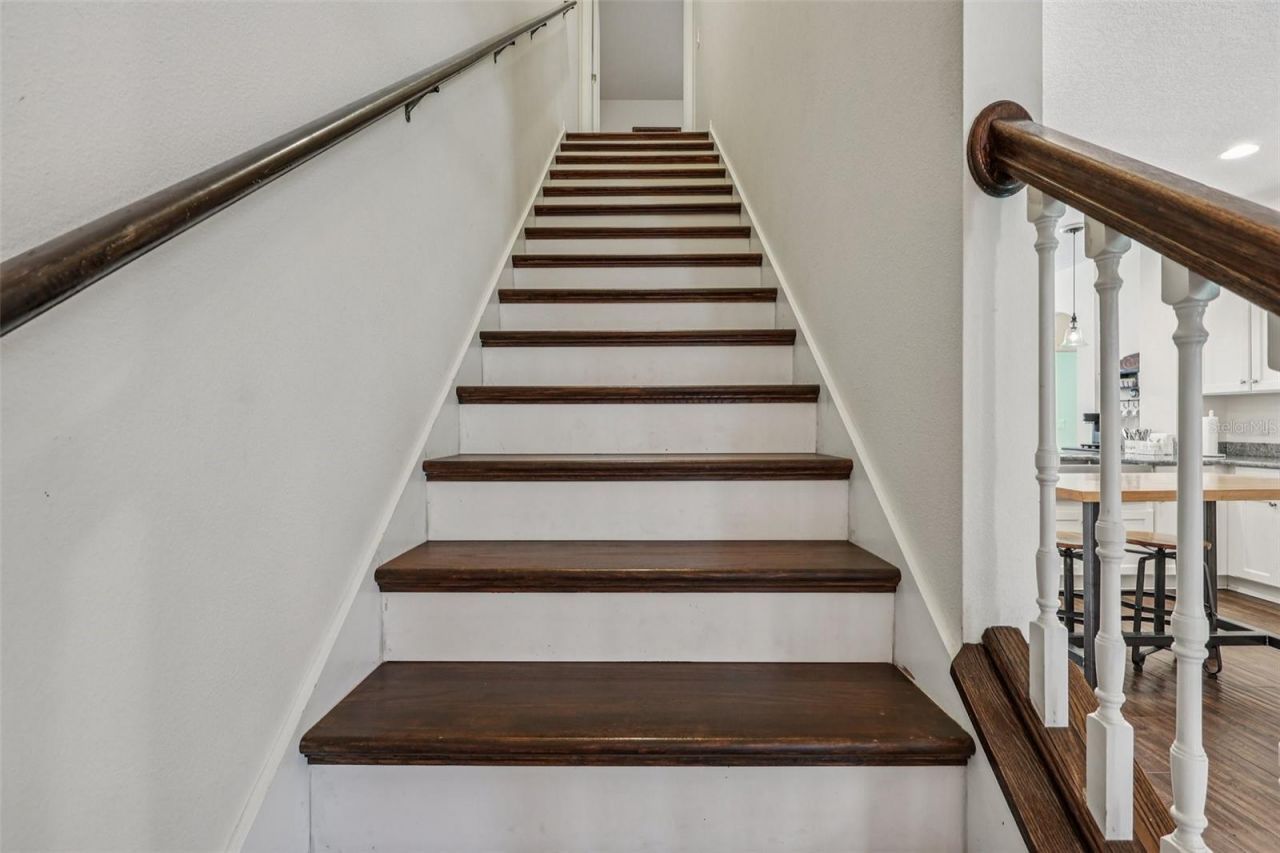 13101 Done Groven Drive, Dover, FL 33527 Photo