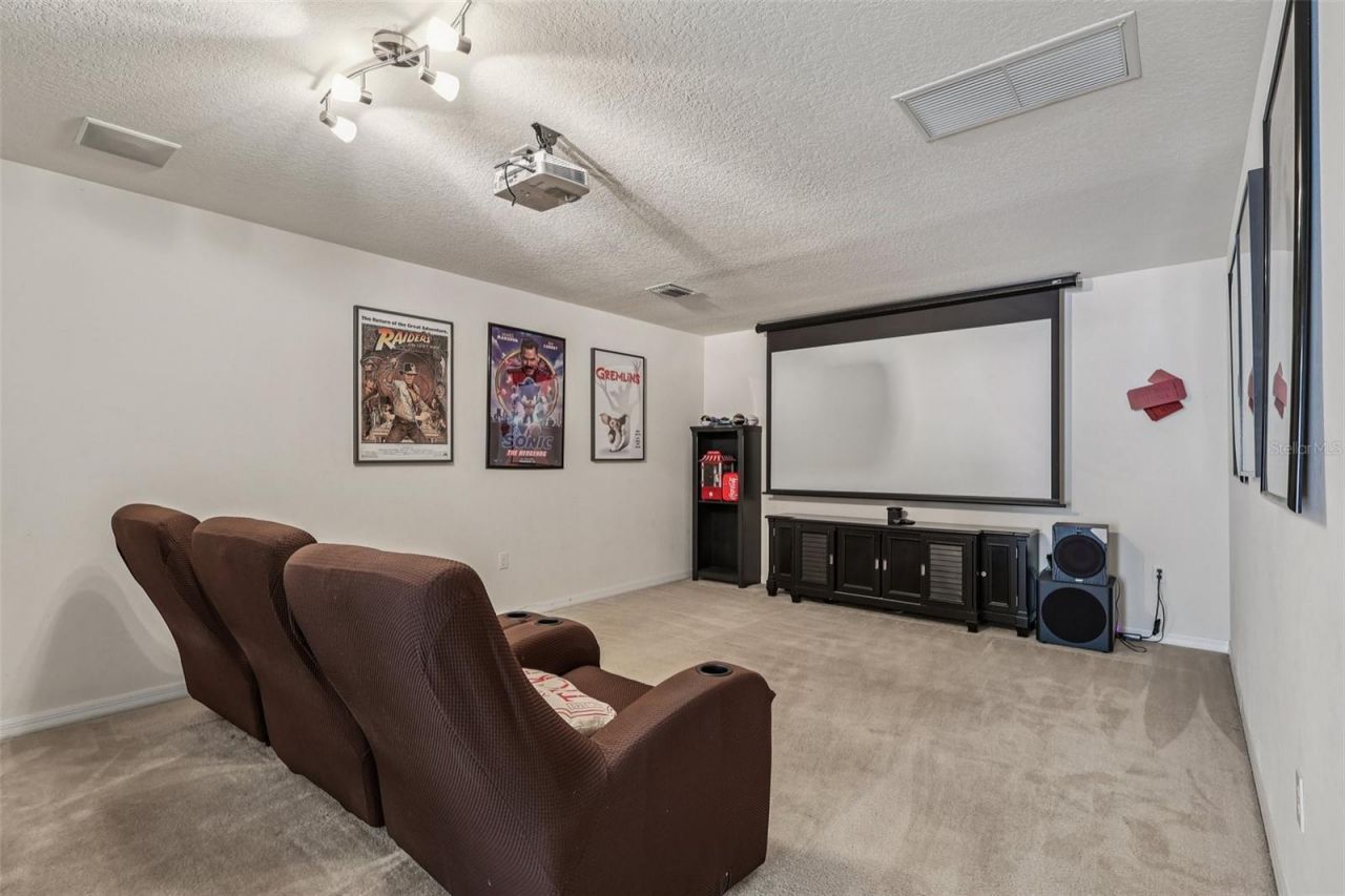 13101 Done Groven Drive, Dover, FL 33527 Photo