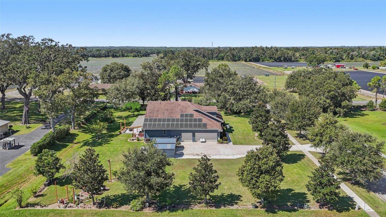 13101 Done Groven Drive, Dover, FL 33527 Photo