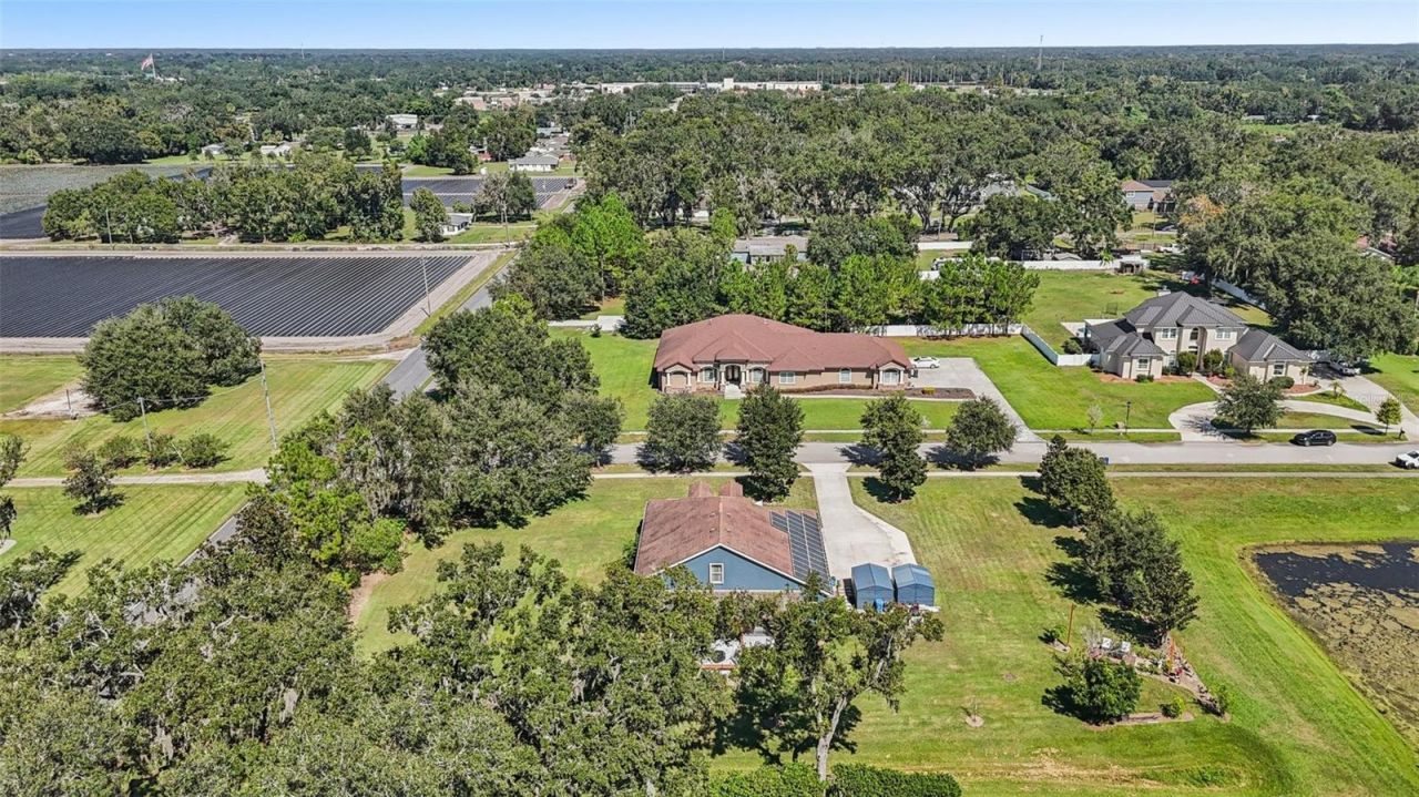 13101 Done Groven Drive, Dover, FL 33527 Photo