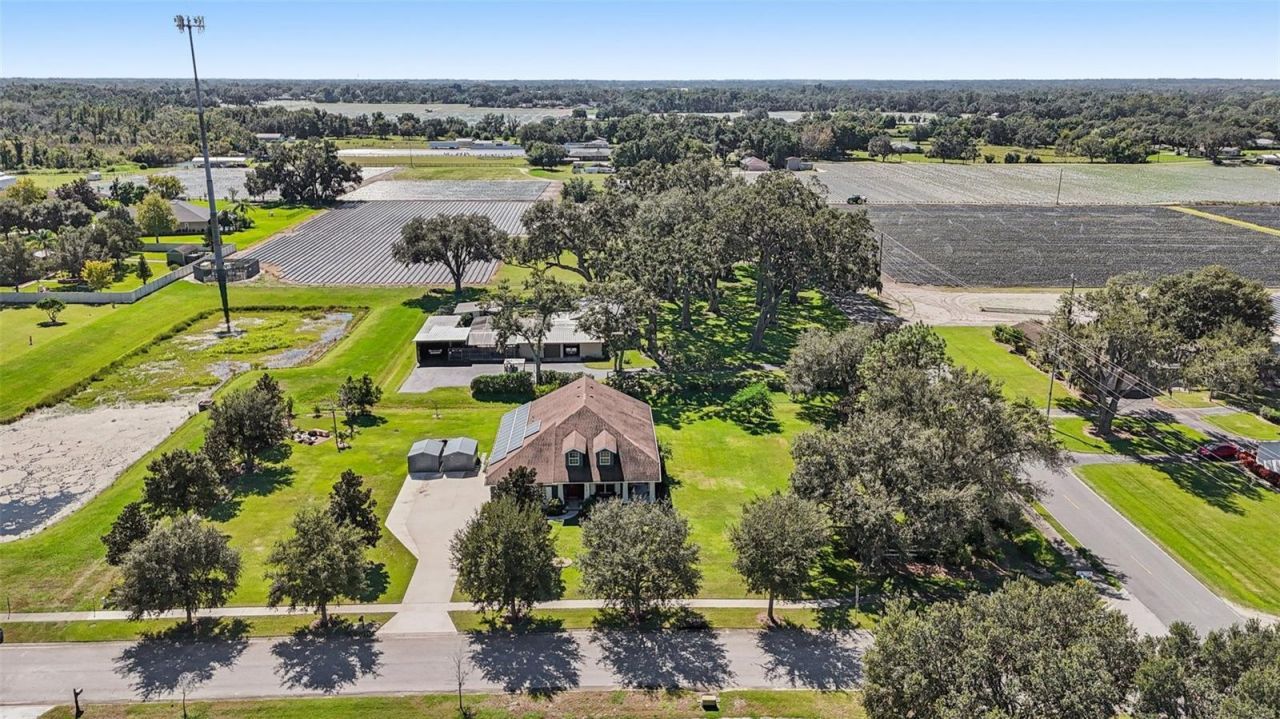 13101 Done Groven Drive, Dover, FL 33527 Photo