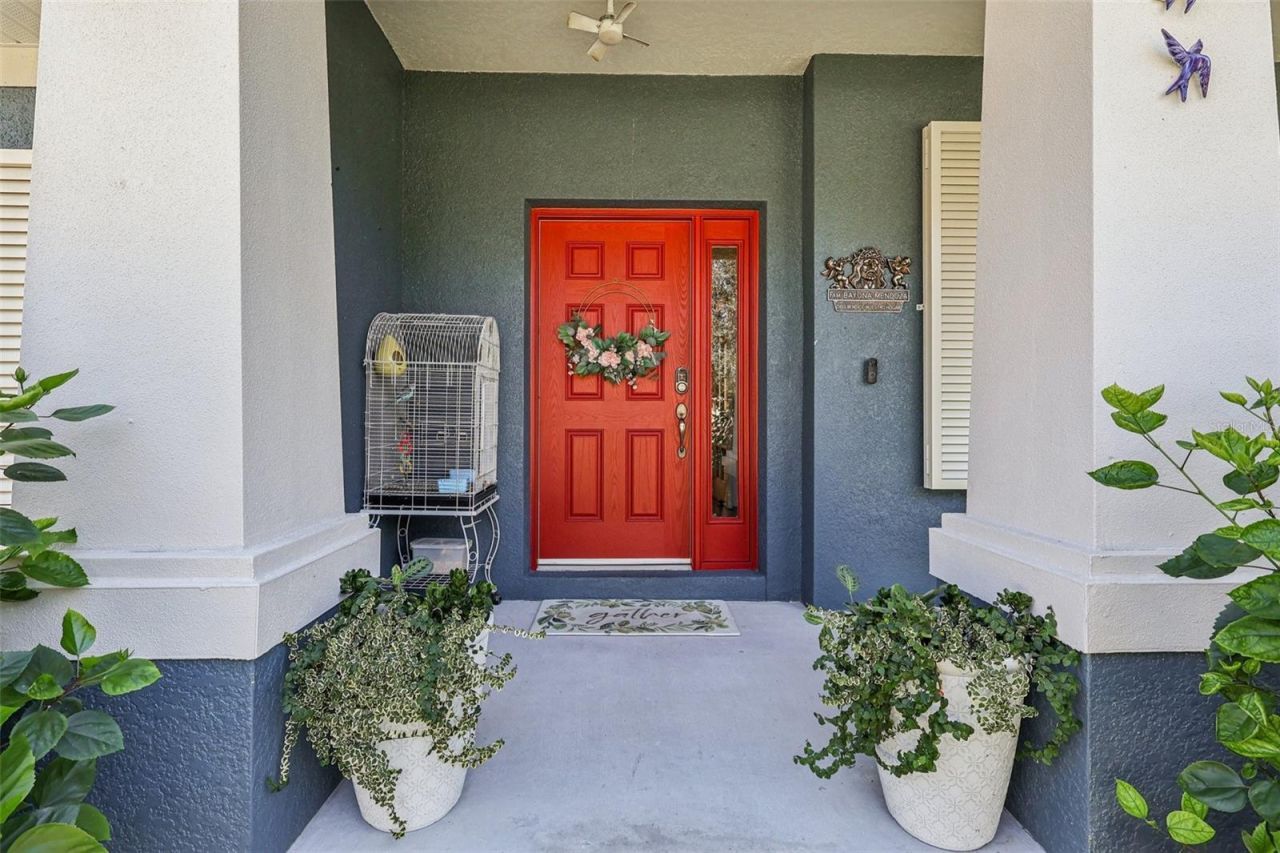 13101 Done Groven Drive, Dover, FL 33527 Photo