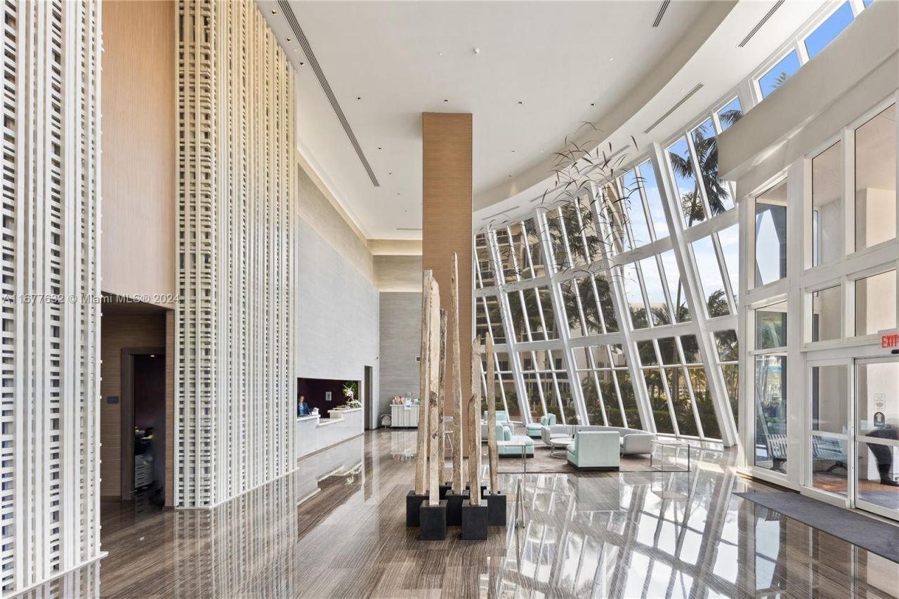 1830 S Ocean Dr, Unit 3511, Hallandale Beach, FL 33009 Photo