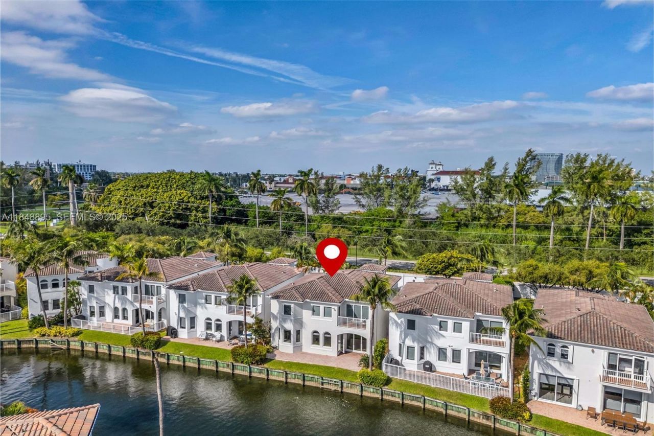 3156 NE 212th Terrace, Aventura, FL 33180 Photo