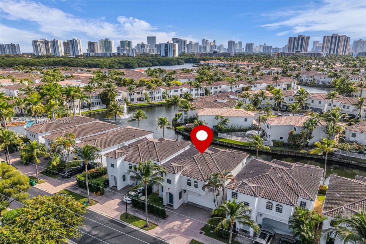 3156 NE 212th Terrace, Aventura, FL 33180 Photo