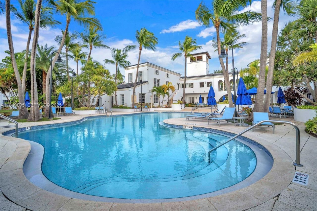 3156 NE 212th Terrace, Aventura, FL 33180 Photo