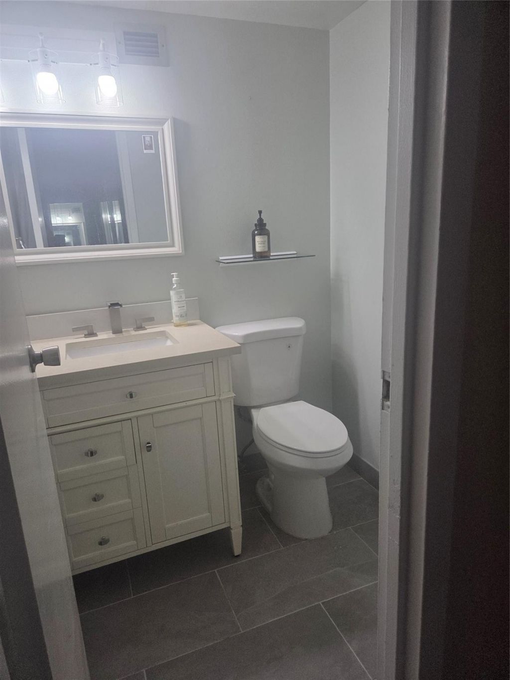 801 Three Islands Boulevard, Unit 409, Hallandale Beach, FL 33009 Photo