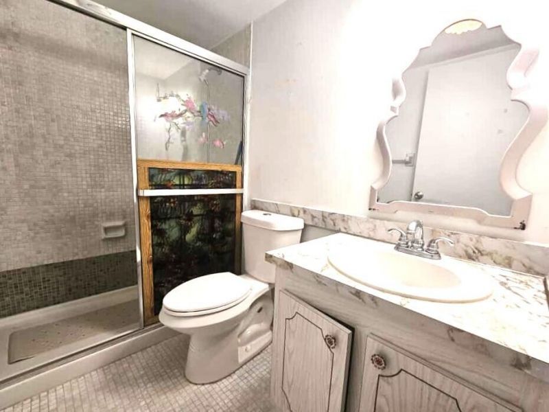 400 Village Green Circle W, Unit 205, Palm Springs, FL 33461 Photo