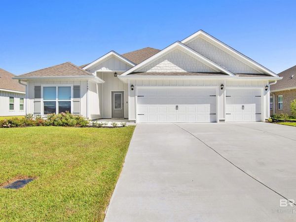 11602 Genuine Risk Circle, Daphne, AL 36526