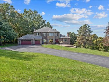 6923 Kassonta Drive, Jamesville, NY 13078