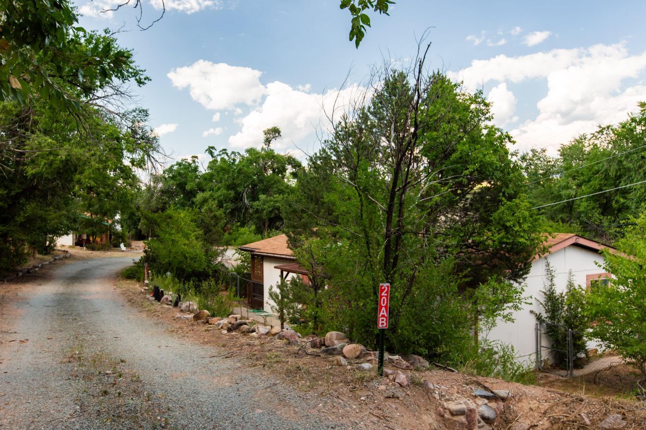 20 B Glowing Star Road, Santa Fe, NM 87506 Main Photo