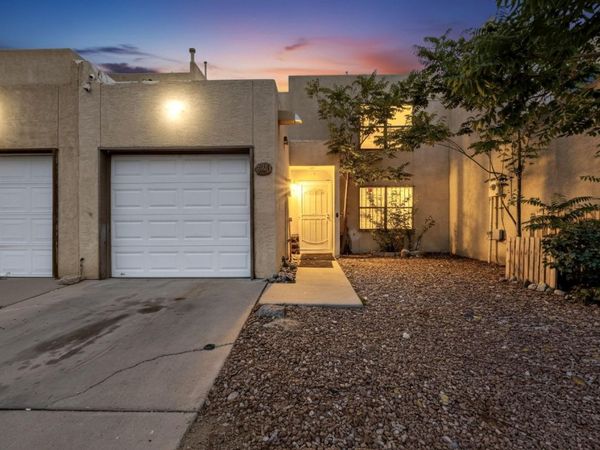 220 Shawnee Court SE, Albuquerque, NM 87108