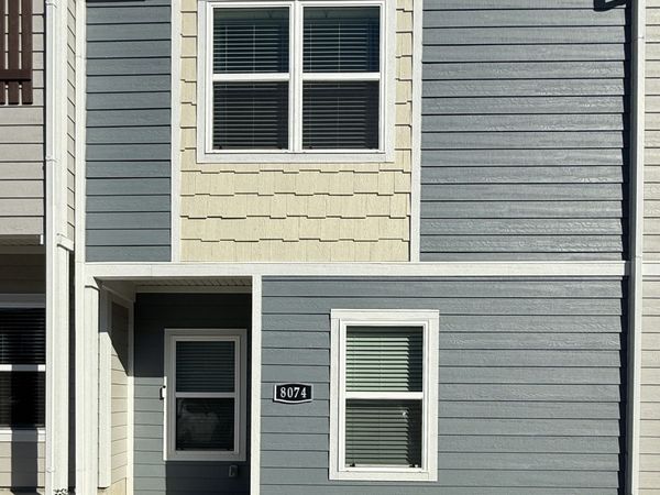 8074 Logan Dr, La Vergne, TN 37086