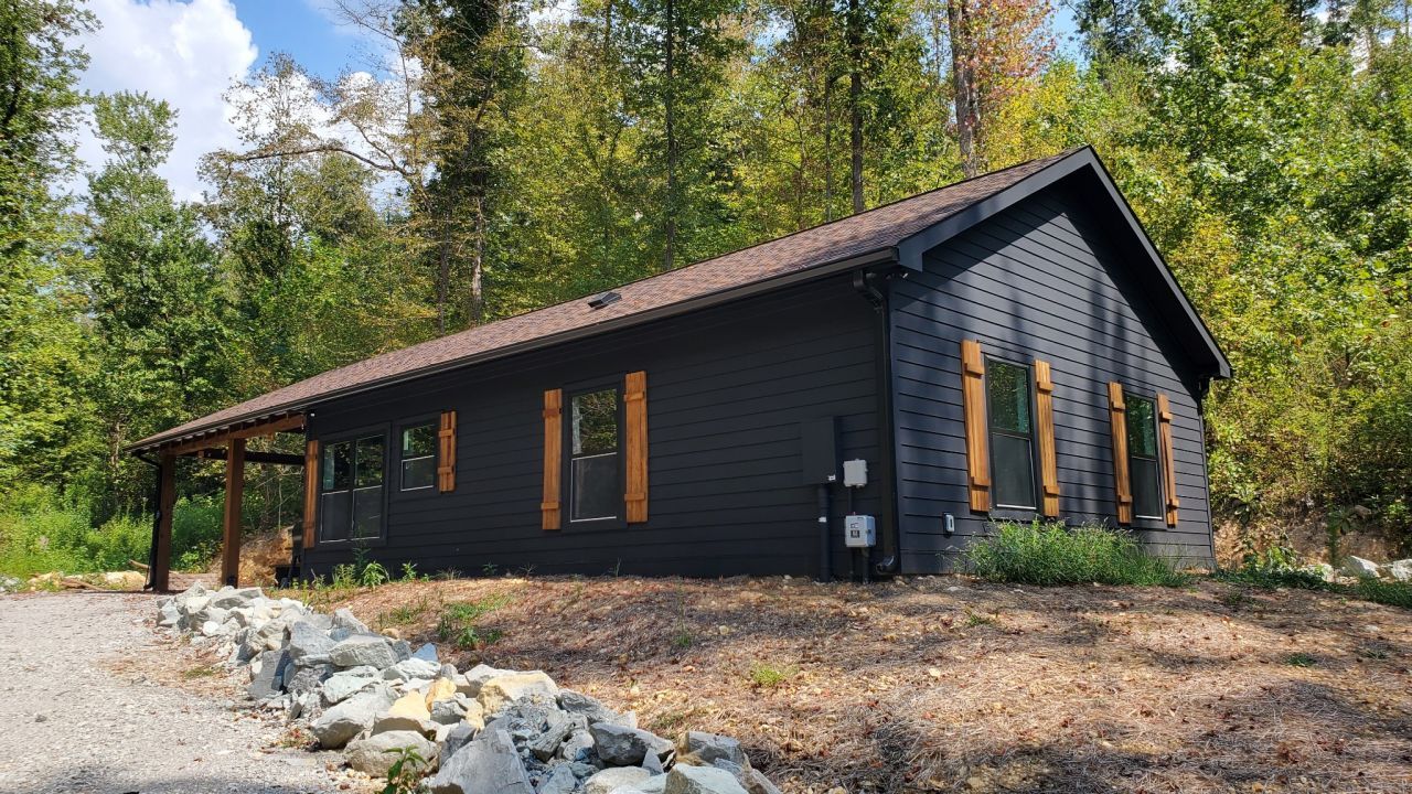 570 Beasley Hollow Rd Linden, TN 37096