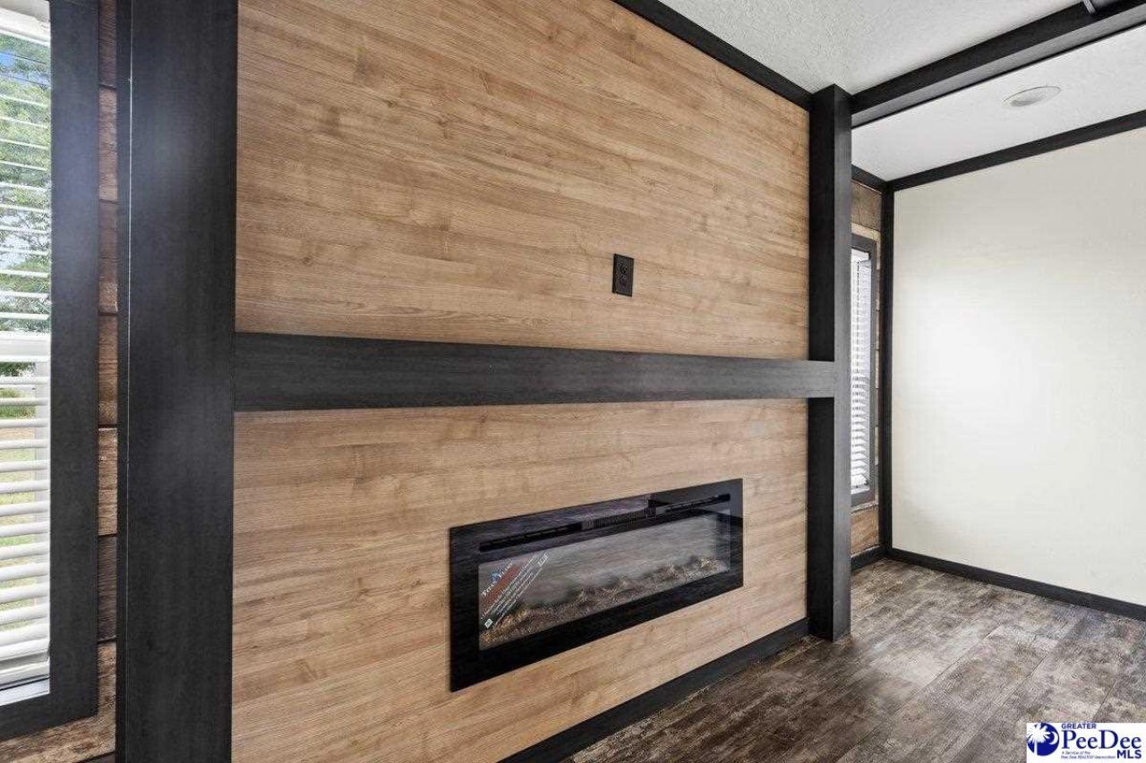 2520 Southern Dr Photo 17