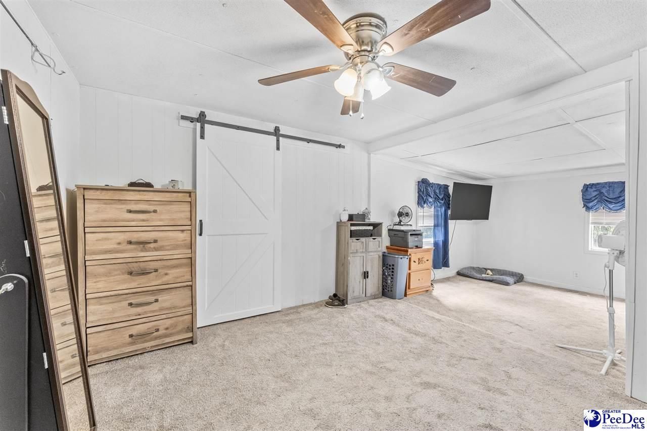 220 Alexander Place Photo 20