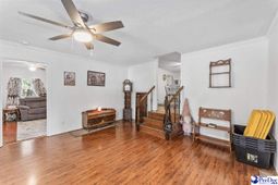 220 Alexander Place photo 4