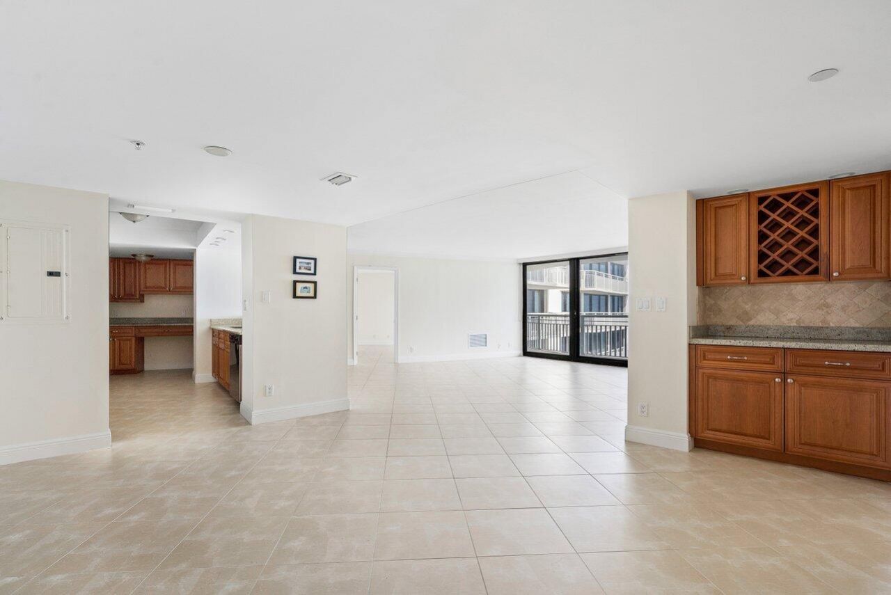 3000 N Ocean Drive, Unit 33e, Singer Island, FL 33404 Photo