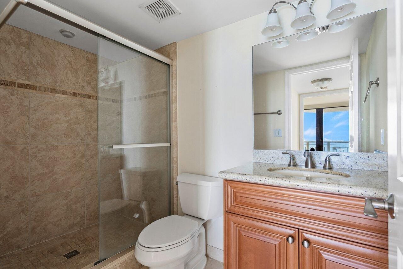 3000 N Ocean Drive, Unit 33e, Singer Island, FL 33404 Photo