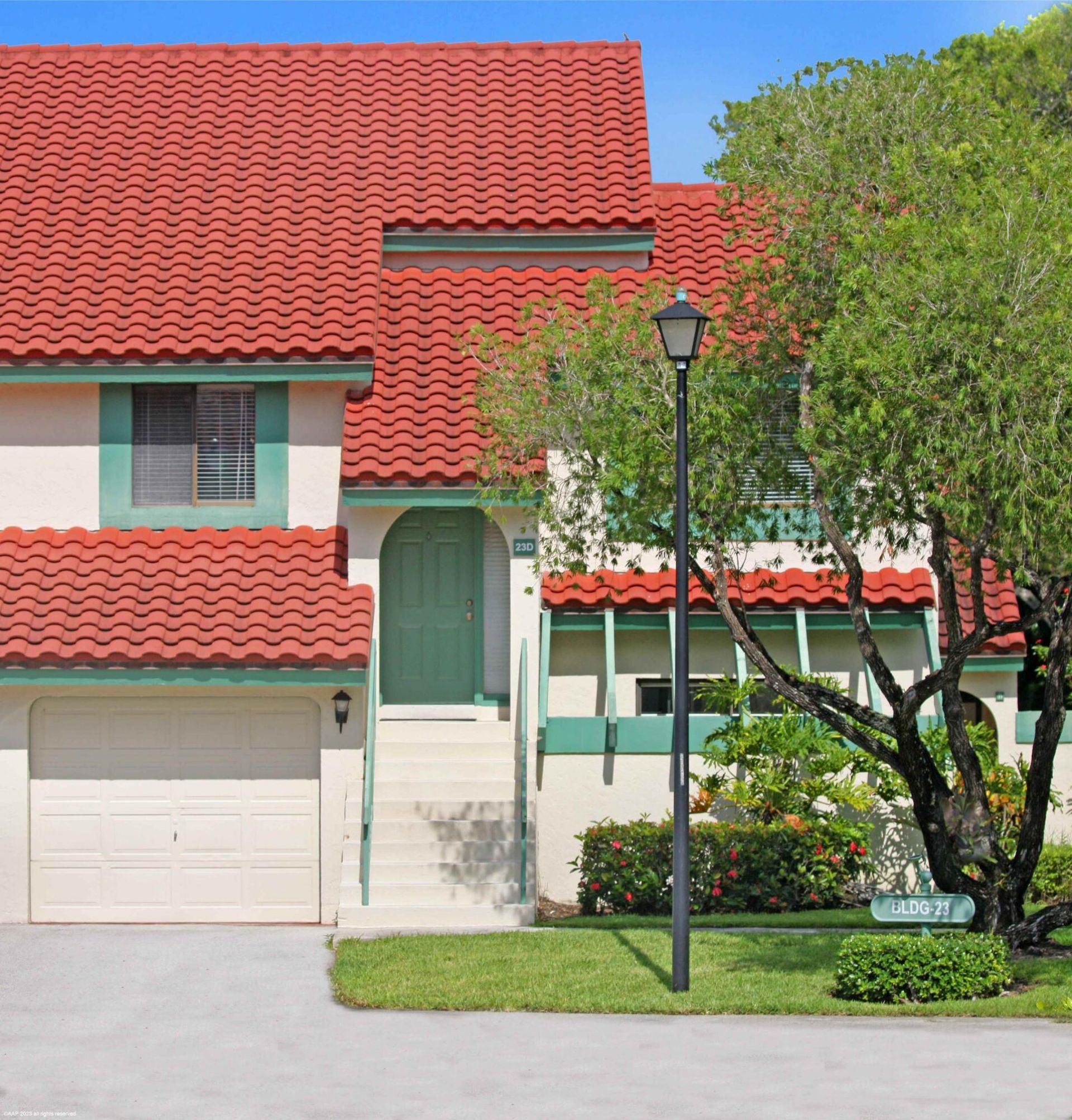 23 Lexington Lane W, Unit D, Palm Beach Gardens, FL 33418 Photo