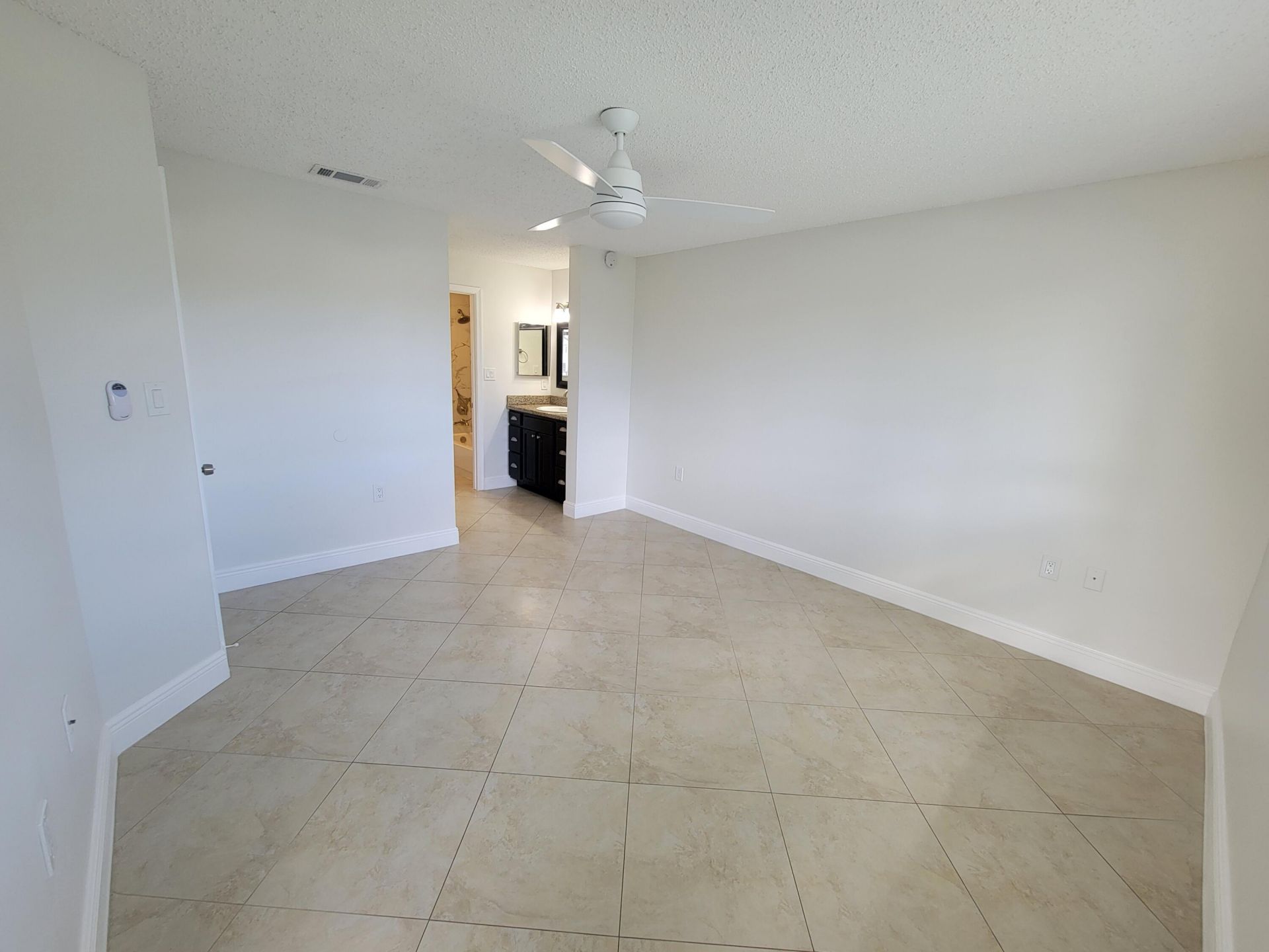 4208 Glenmoor Drive, West Palm Beach, FL 33409 Photo