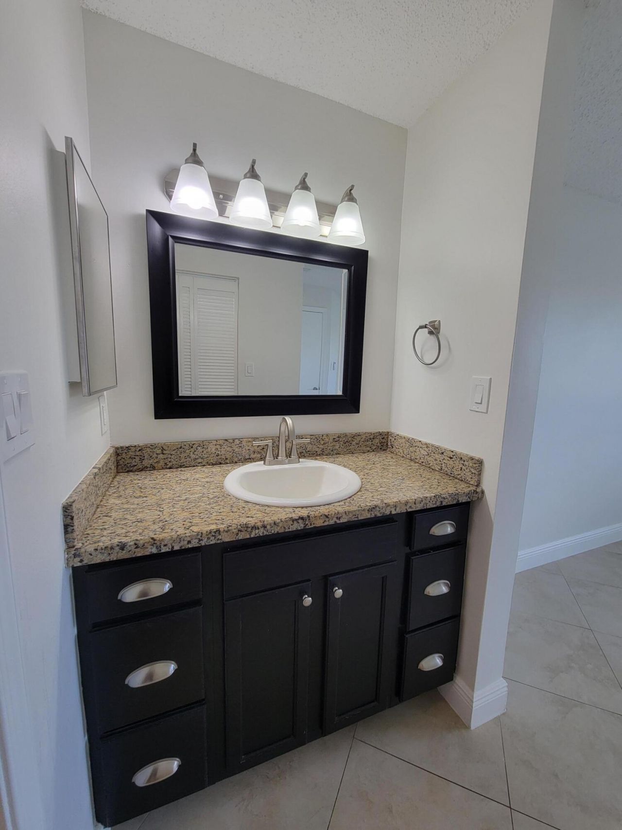 4208 Glenmoor Drive, West Palm Beach, FL 33409 Photo