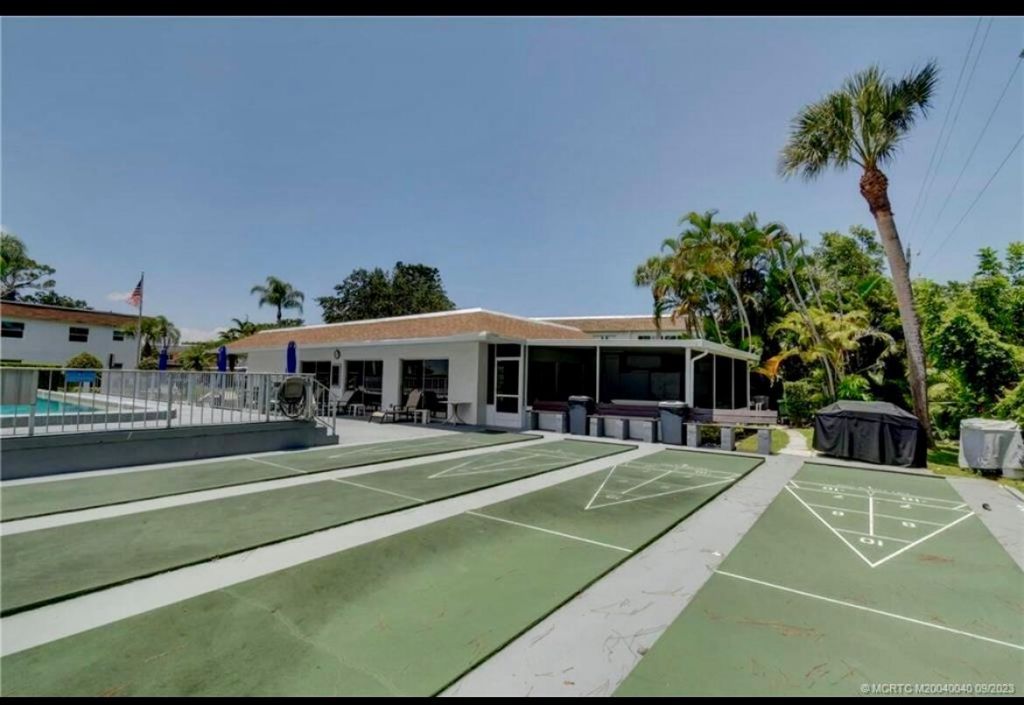 2950 SE Ocean Boulevard, Unit 14-5, Stuart, FL 34996 Photo