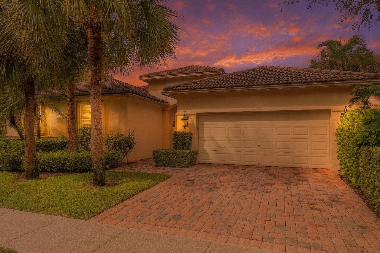 195 Sedona Way, Palm Beach Gardens, FL 33418 Photo