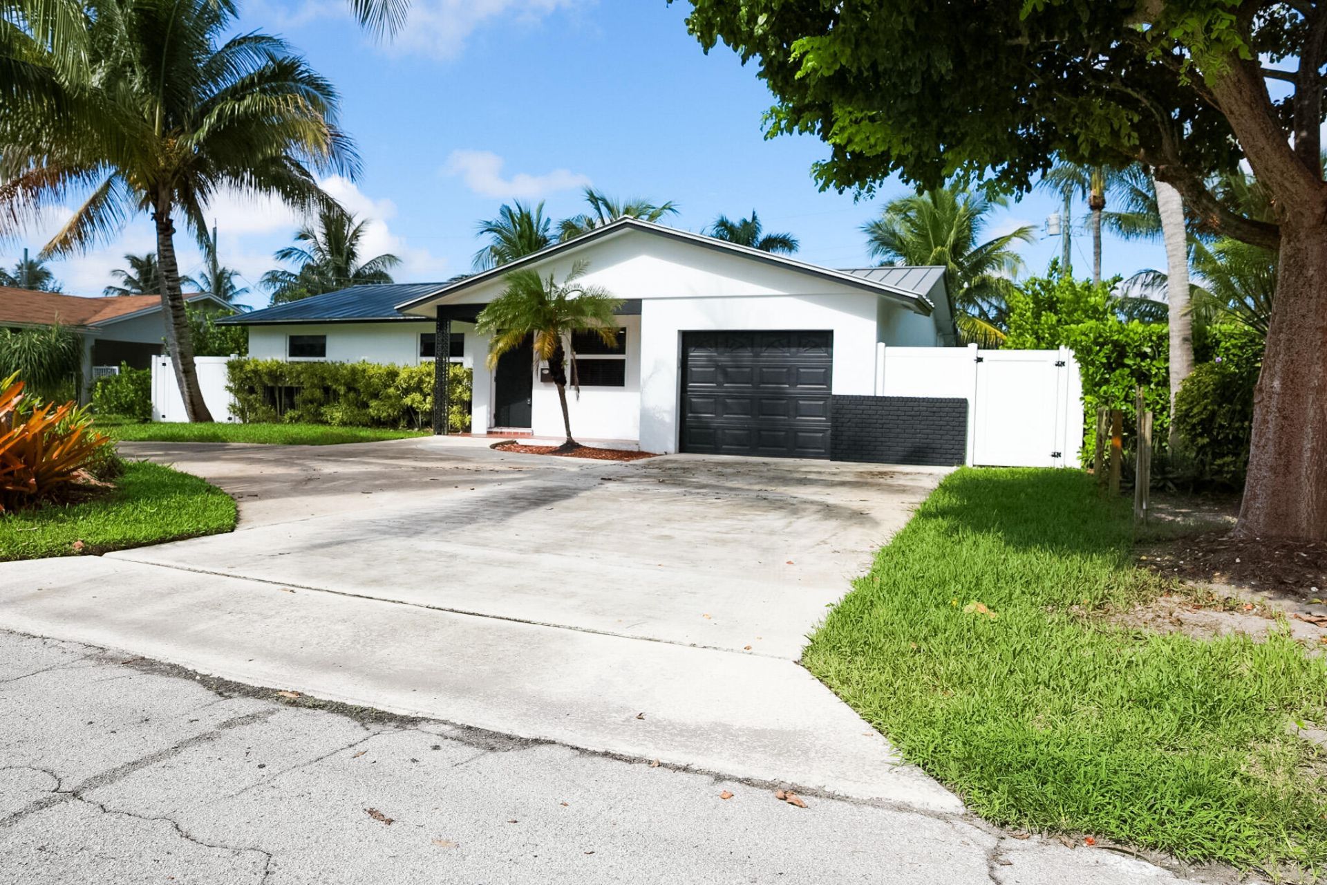 1502 NW 4th Avenue, Delray Beach, FL 33444 Photo